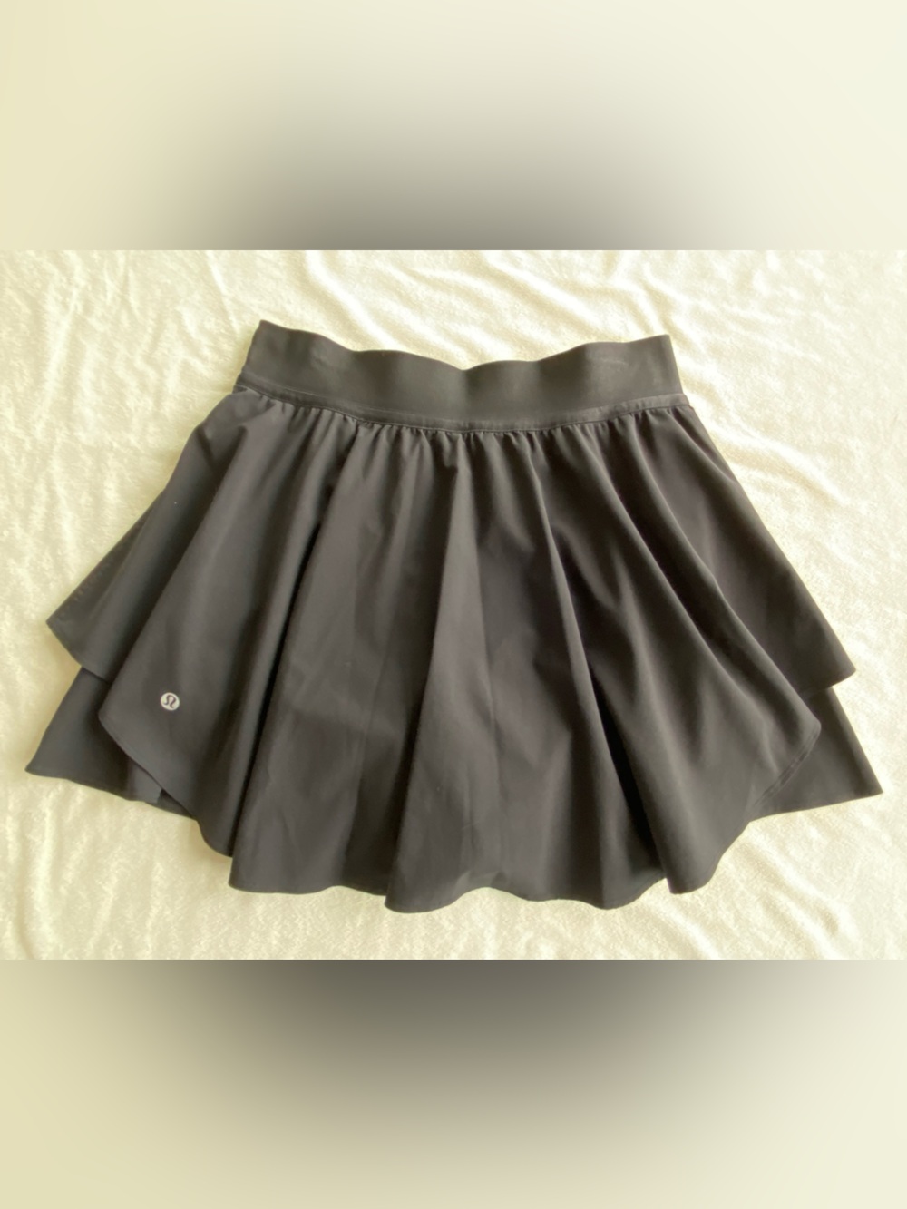 Lululemon Black Tennis/Running Skirt Size 6Tall